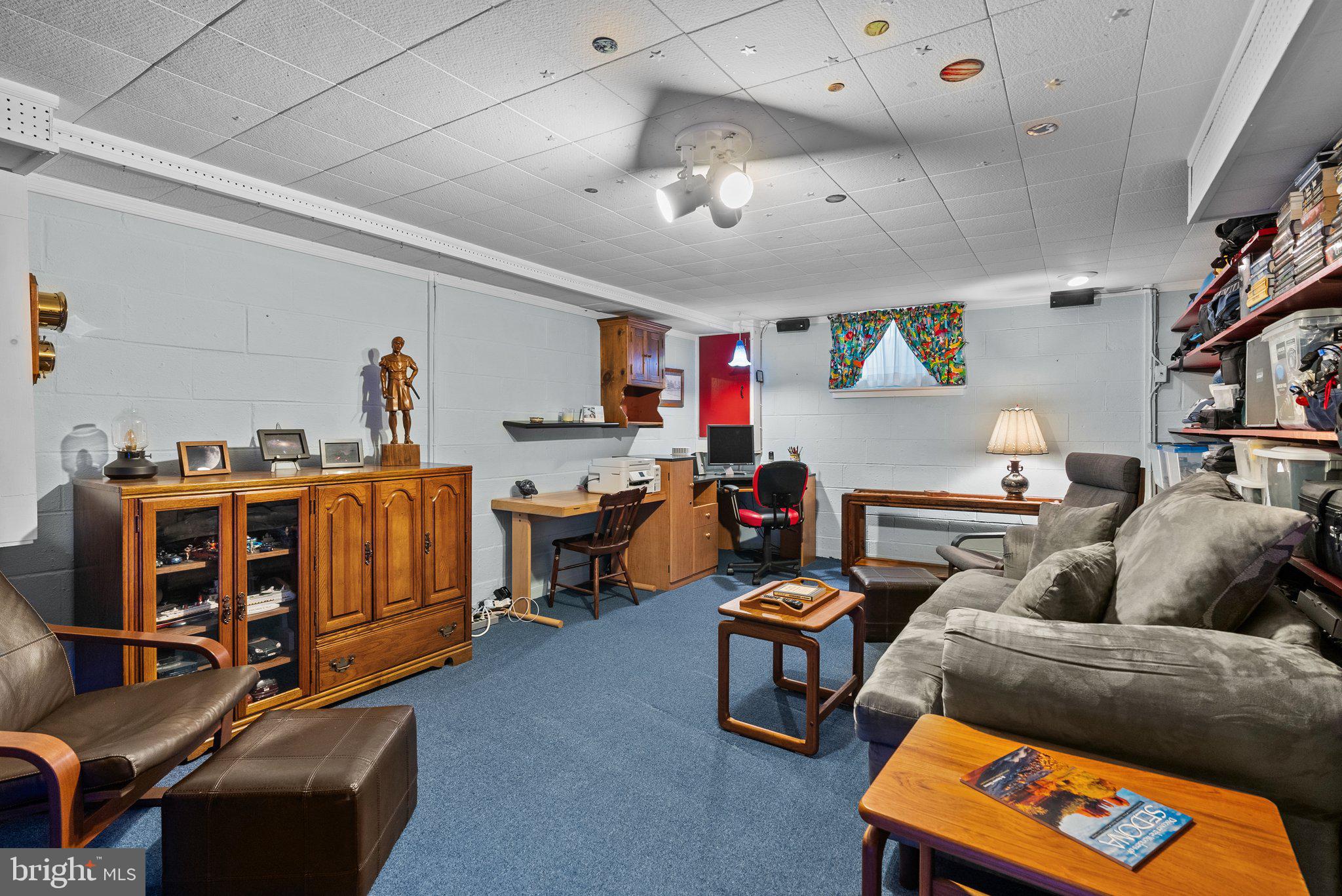 HILLCRESTSHIRE - Residential