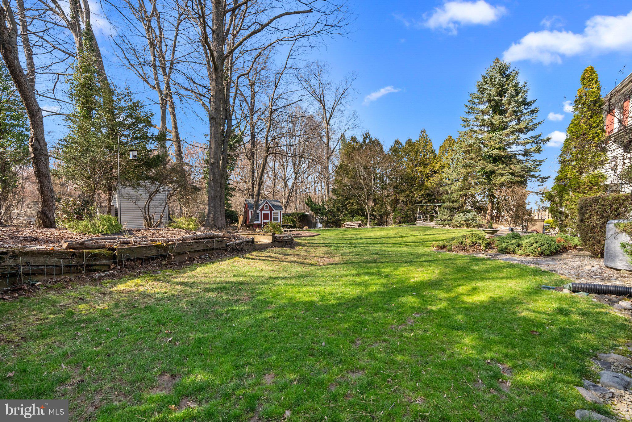 HILLCRESTSHIRE - Residential