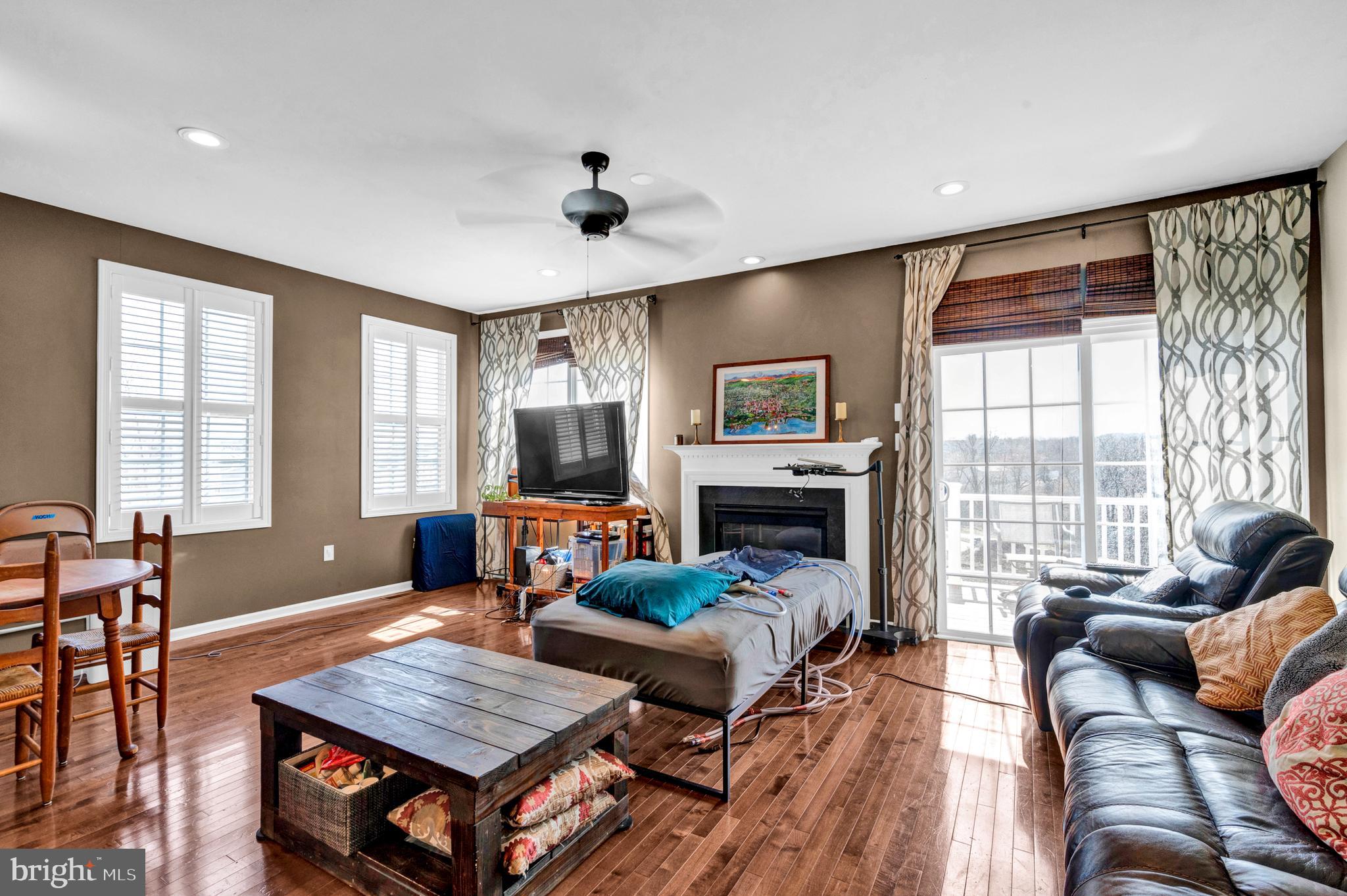 FRENCH CREEK TOWNH - Residential