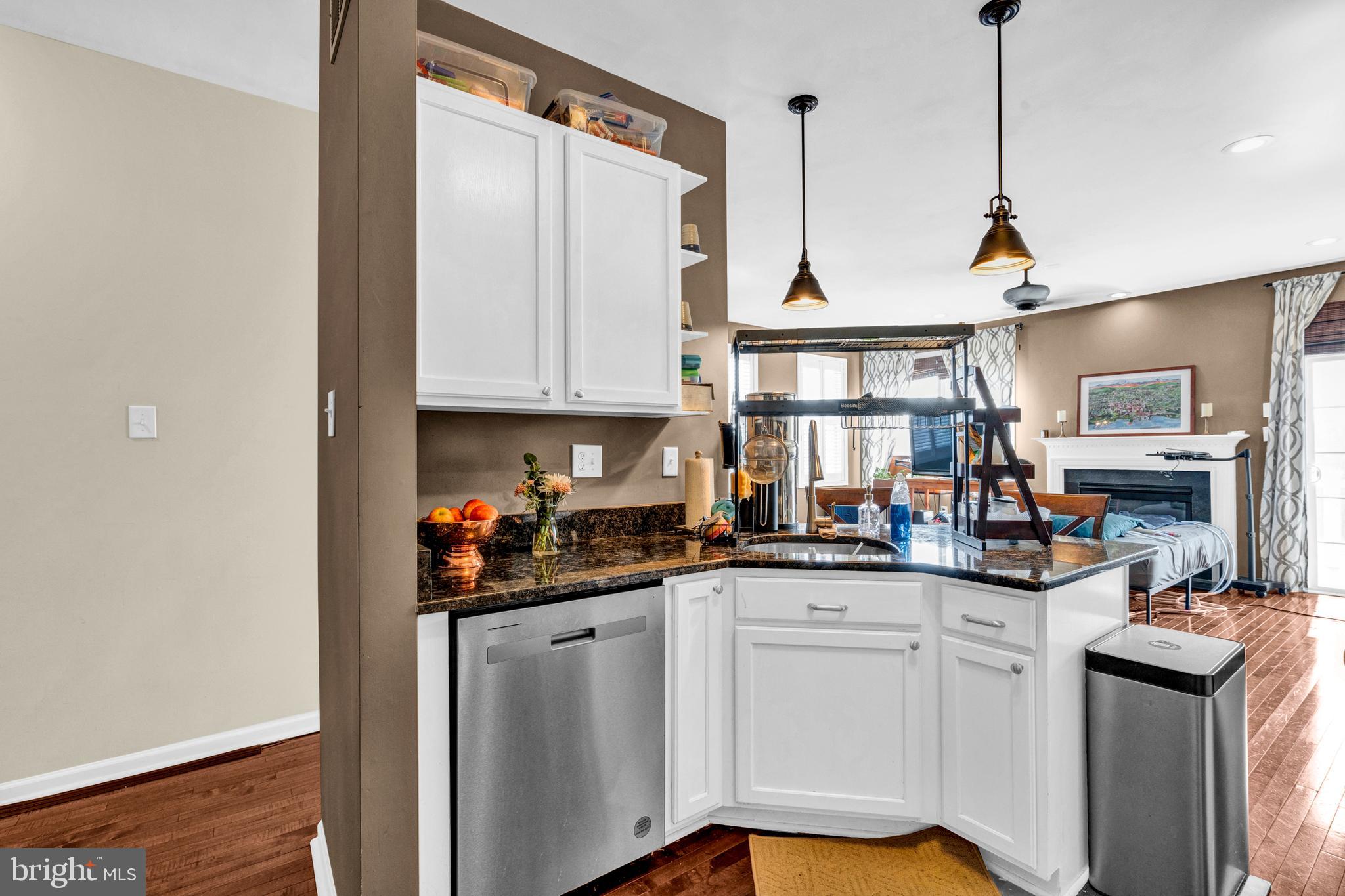 FRENCH CREEK TOWNH - Residential