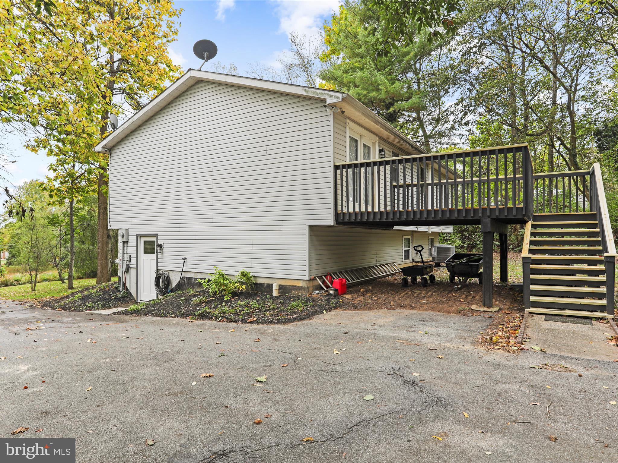 POTOMAC HEIGHTS - Residential