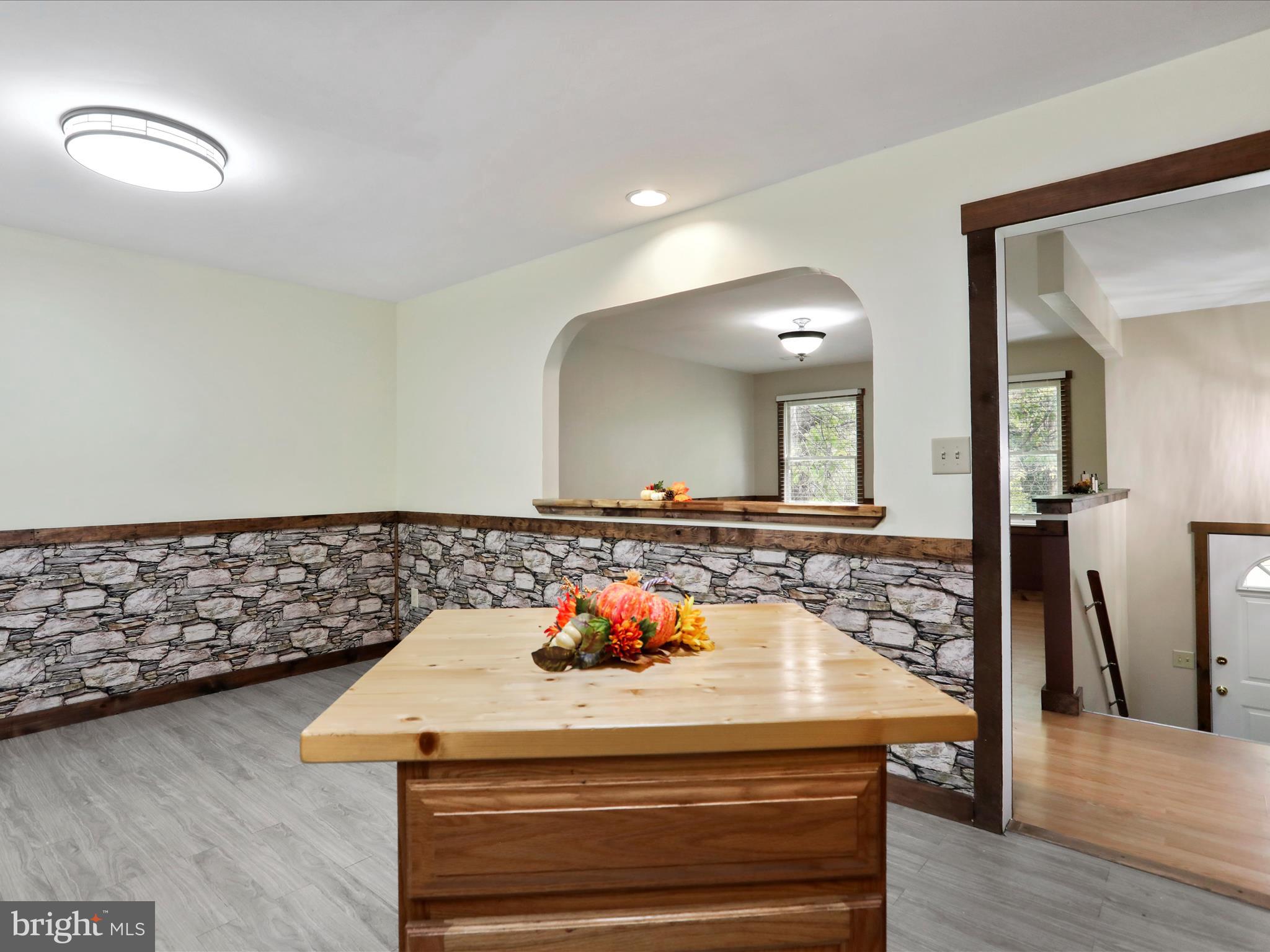 POTOMAC HEIGHTS - Residential