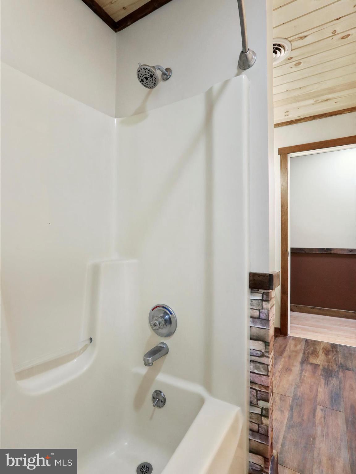 POTOMAC HEIGHTS - Residential