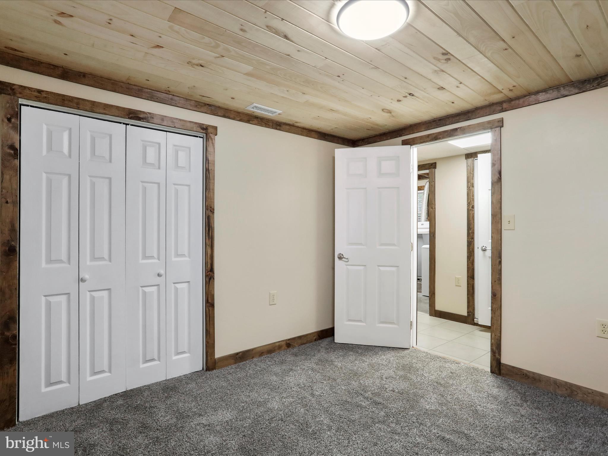 POTOMAC HEIGHTS - Residential