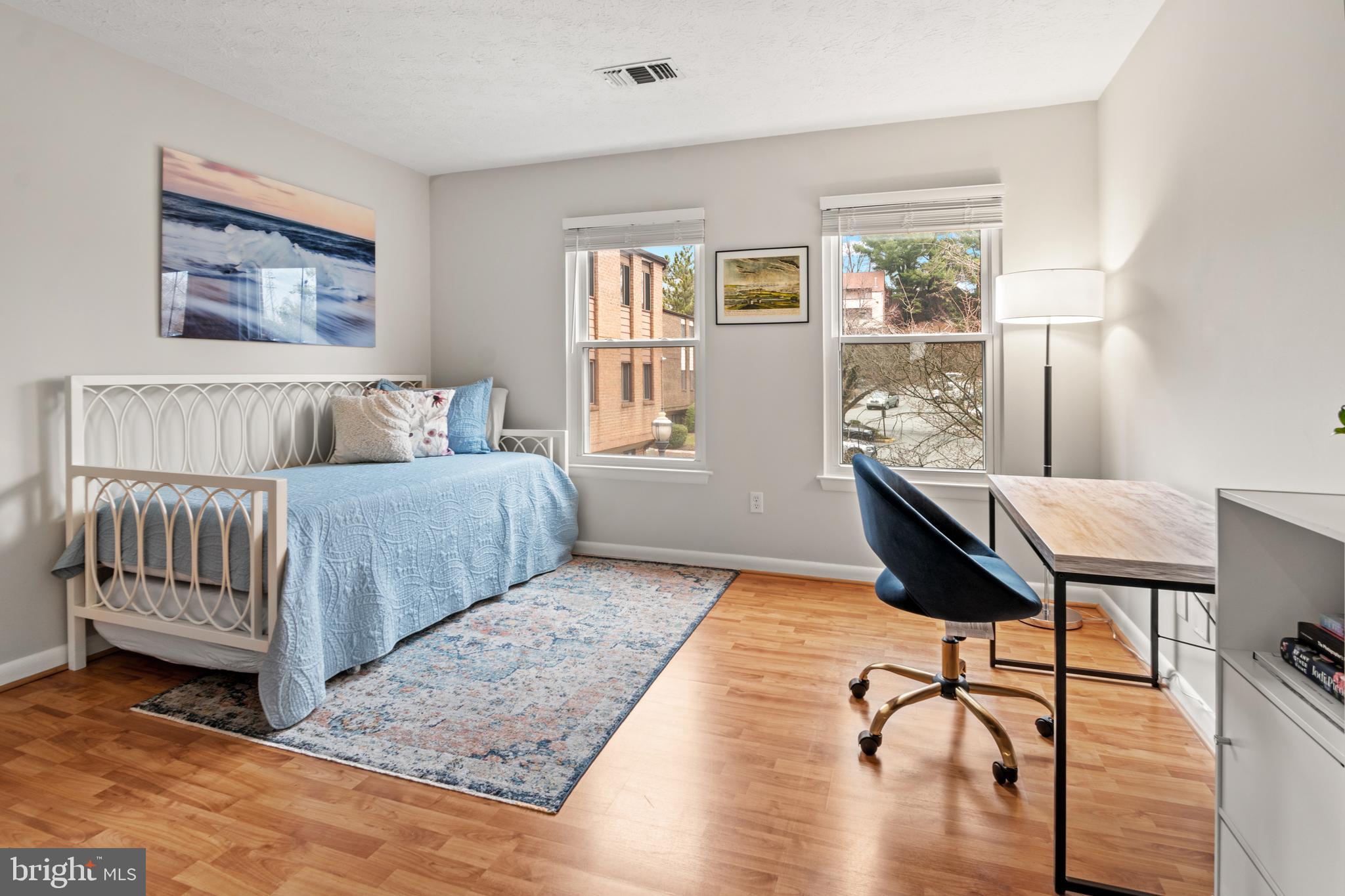 ROCKLAND RUN - Residential