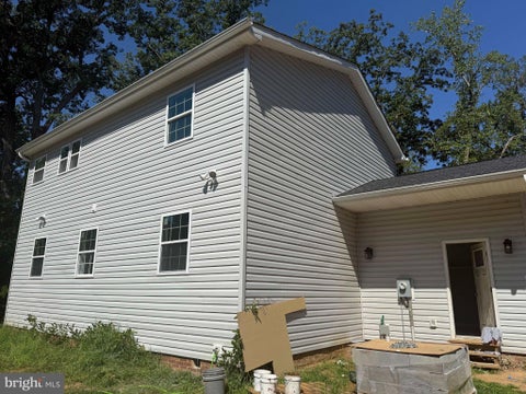 Photo of 3179 Oakmont Avenue, TRIANGLE, VA 22172 (MLS # VAPW2128100)