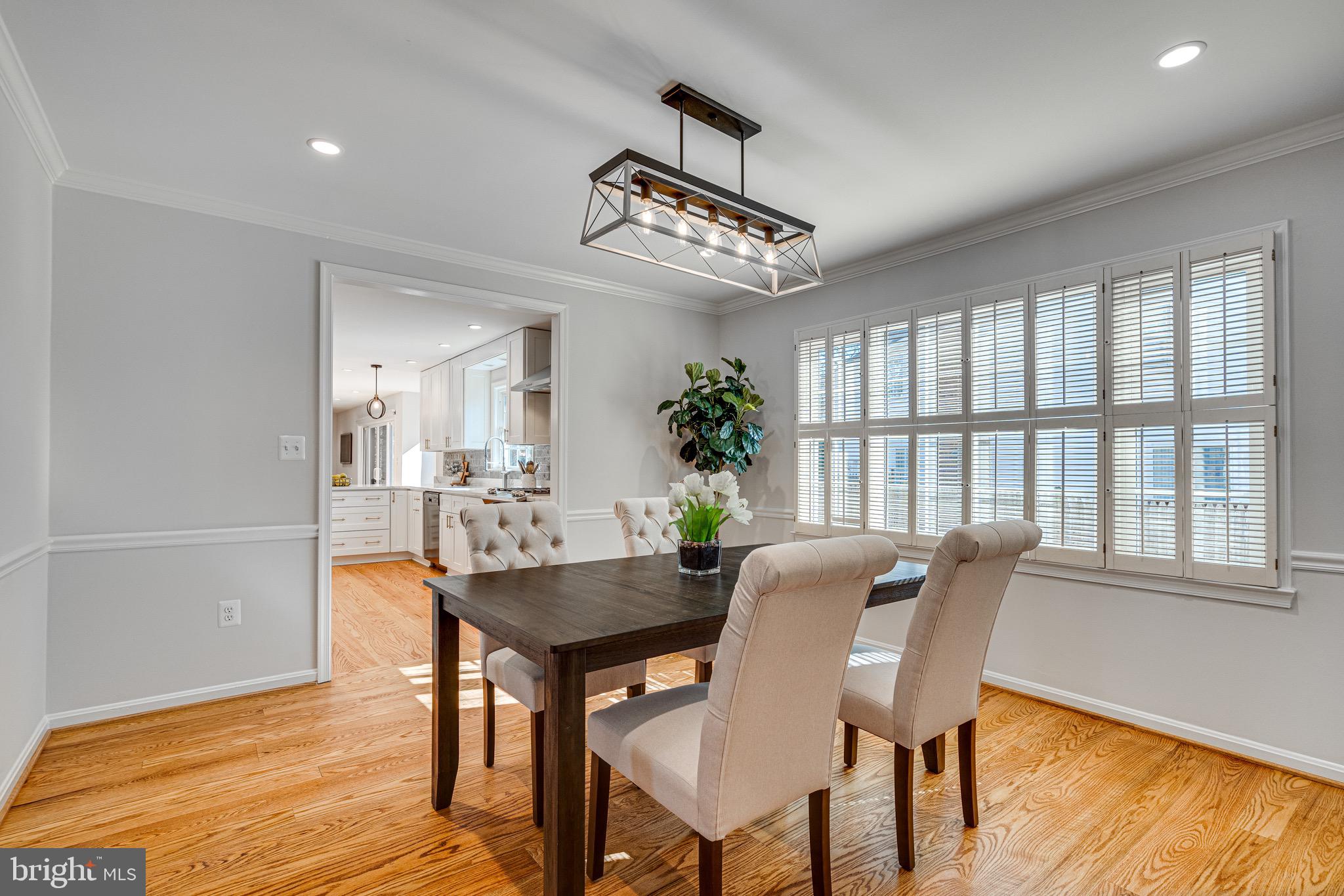 ST JOHNS WOODS - Residential