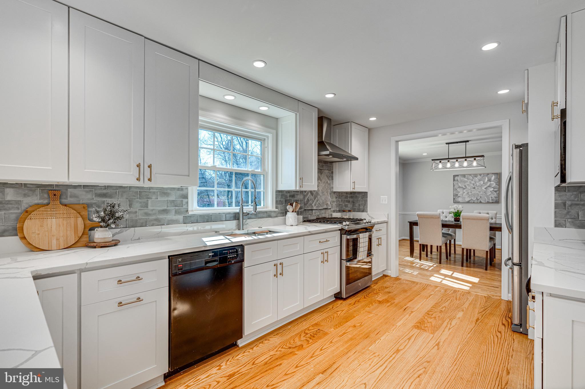 ST JOHNS WOODS - Residential