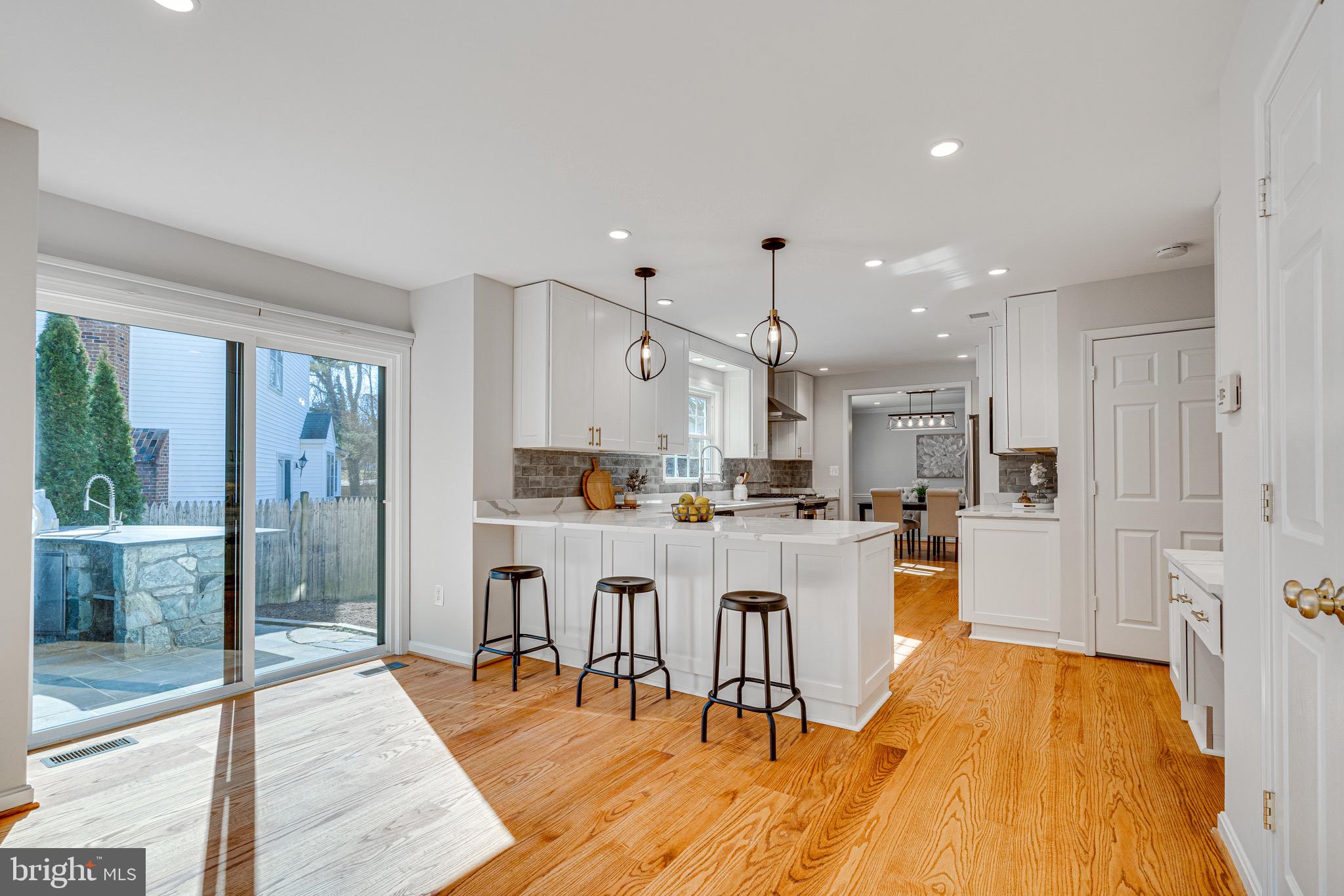 ST JOHNS WOODS - Residential