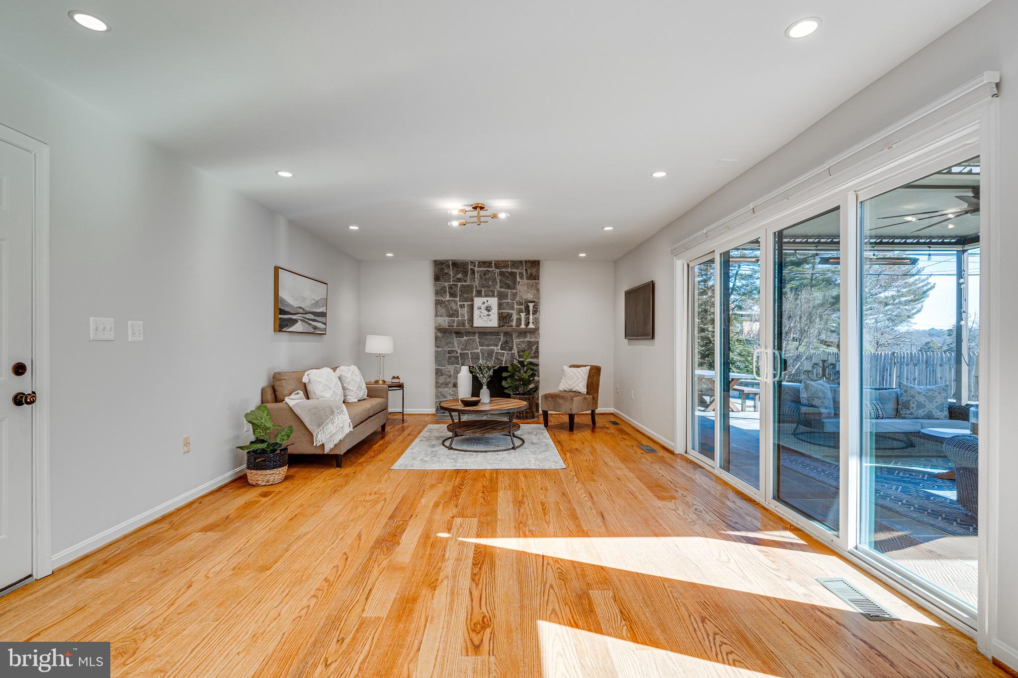 ST JOHNS WOODS - Residential