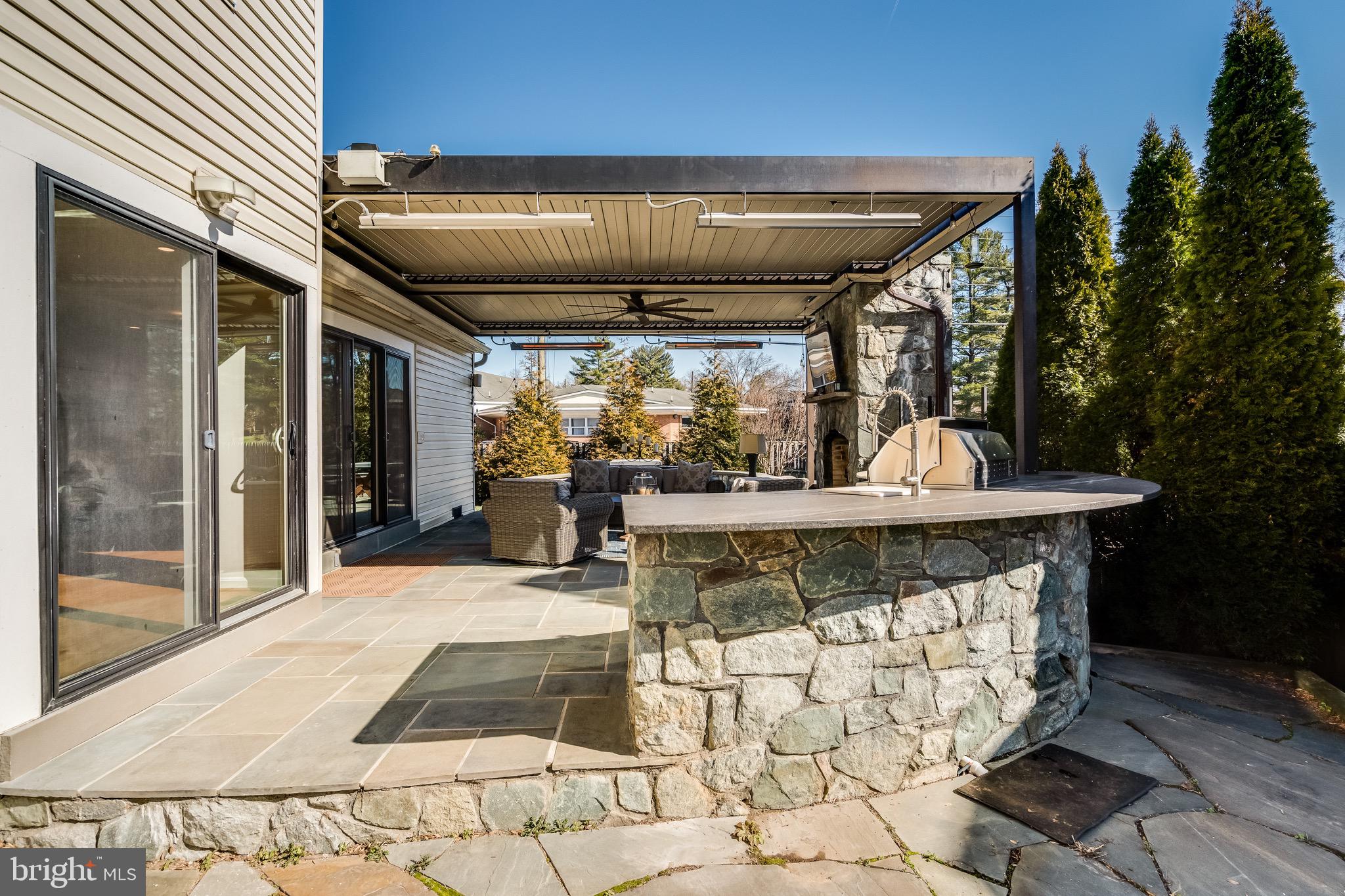 ST JOHNS WOODS - Residential