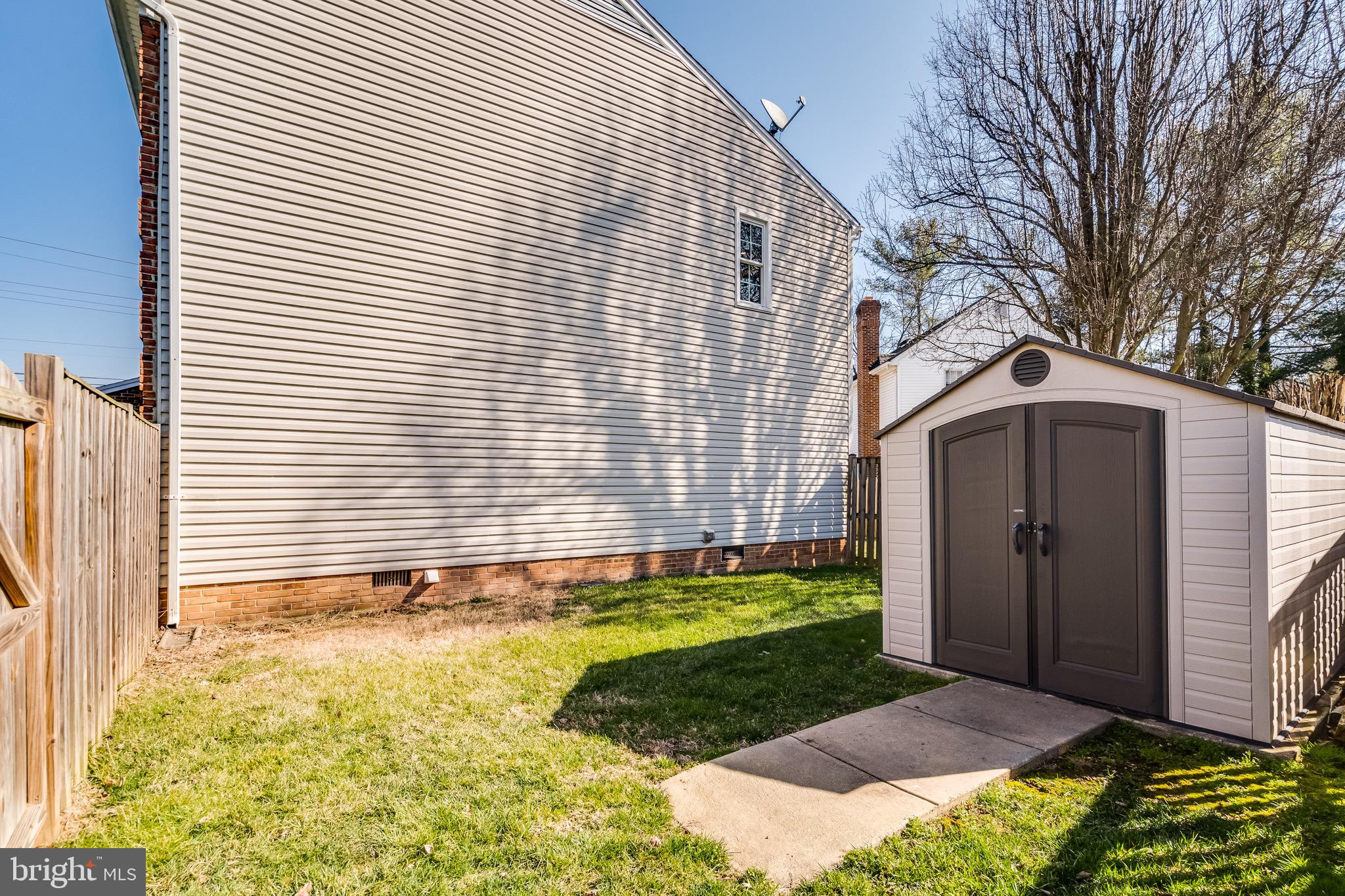 ST JOHNS WOODS - Residential