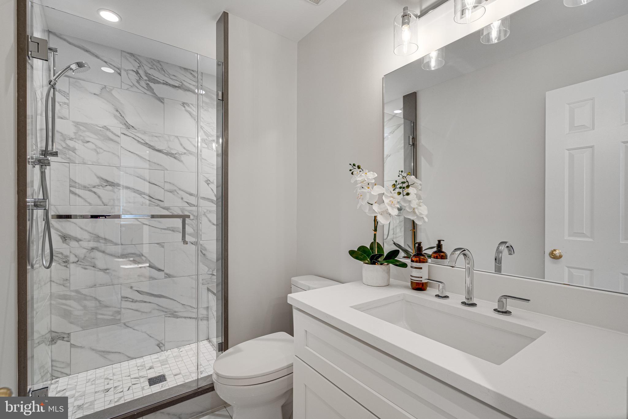 ST JOHNS WOODS - Residential