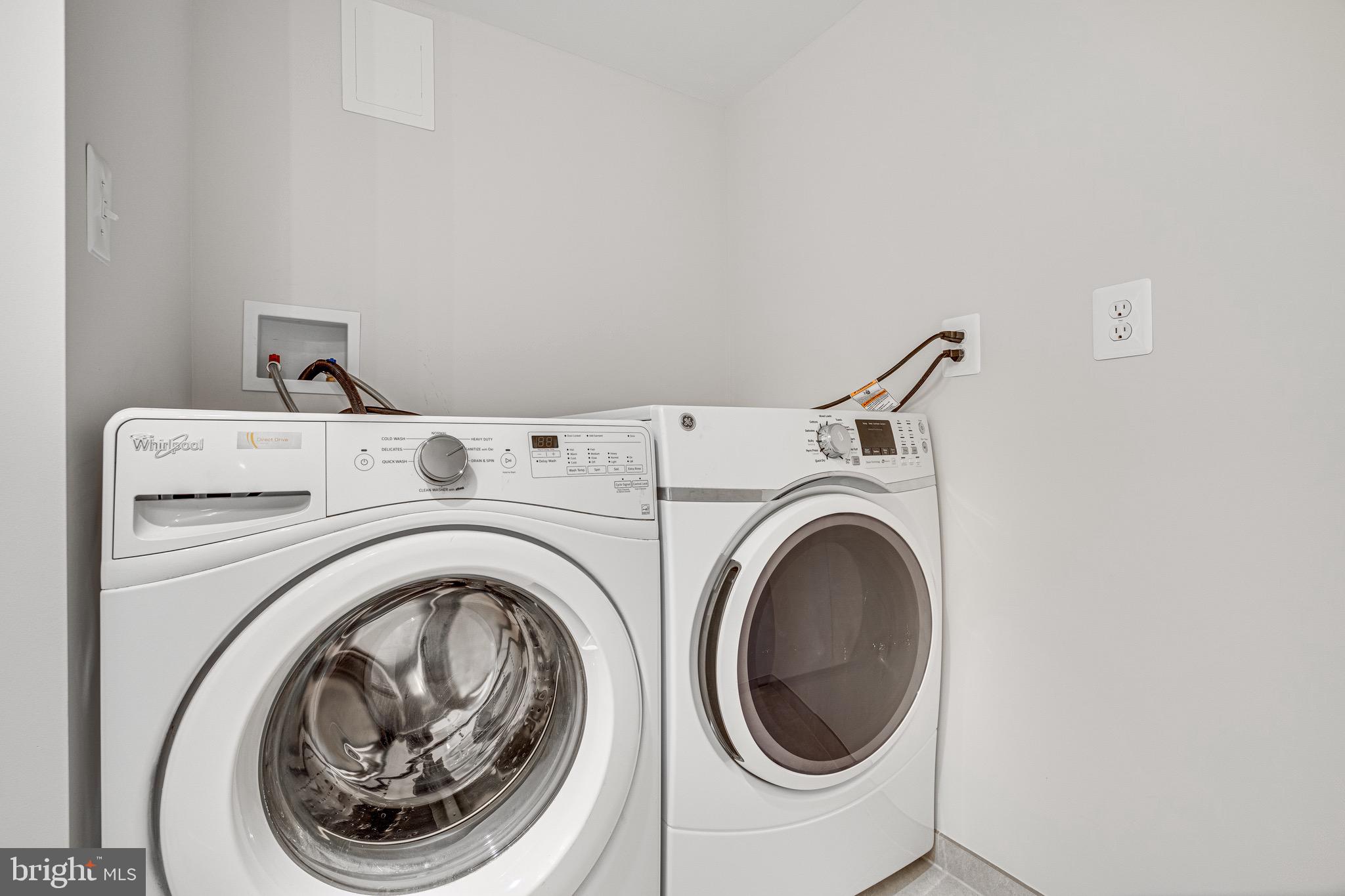 ST JOHNS WOODS - Residential