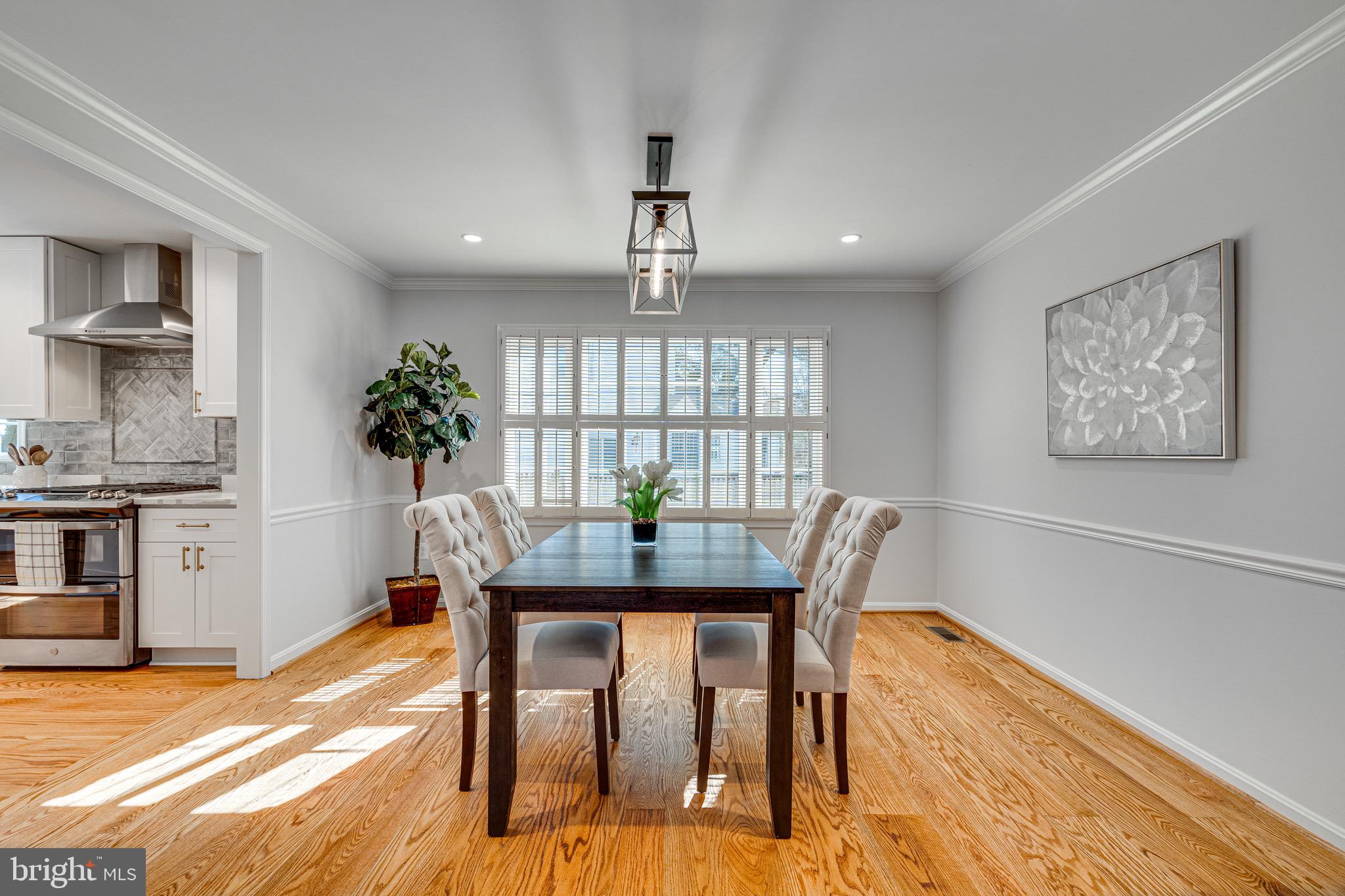 ST JOHNS WOODS - Residential