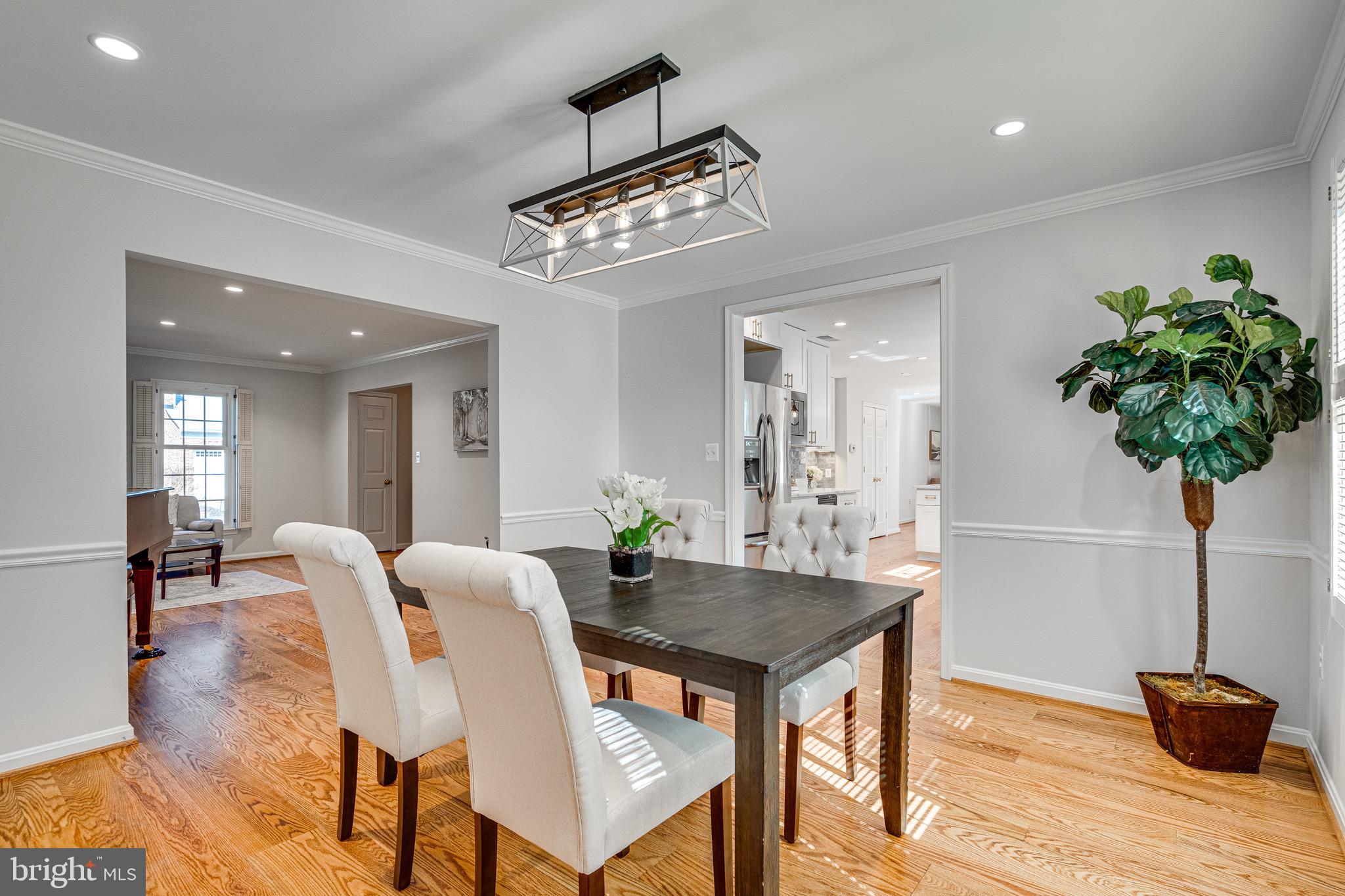 ST JOHNS WOODS - Residential