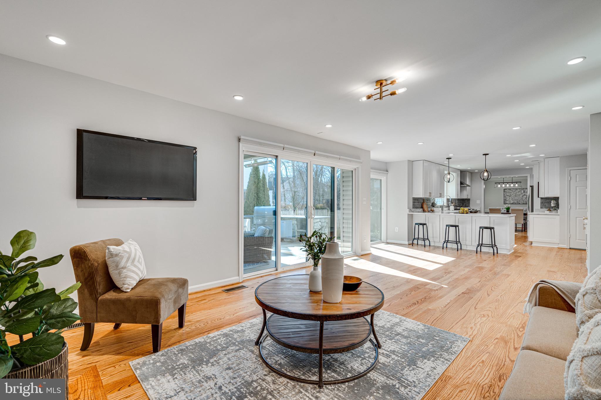 ST JOHNS WOODS - Residential