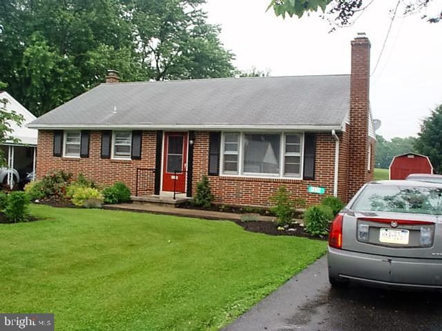 Immaculate 3 bedroom brick Rancher with gleaming hardwood floors throughout. New gas fireplace in family room and new furnace. Private rear deck.