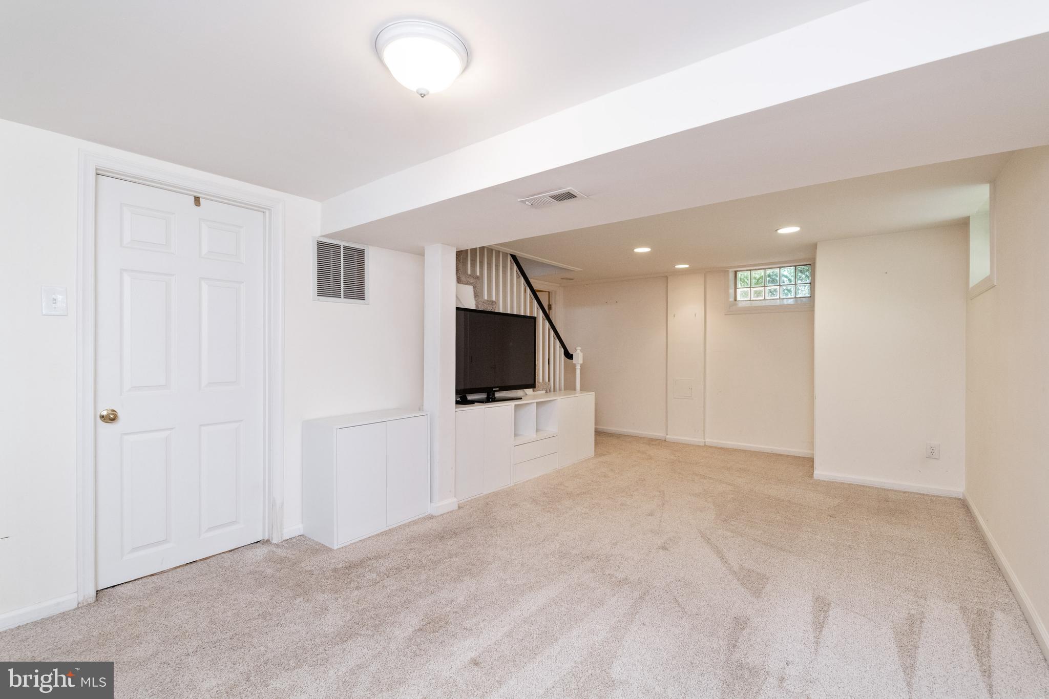 LUTHER VILLAGE - Residential