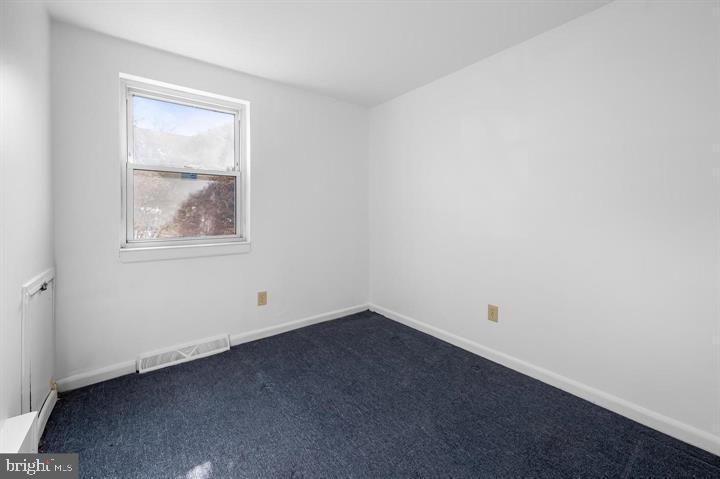 MEDFIELD - Residential Lease