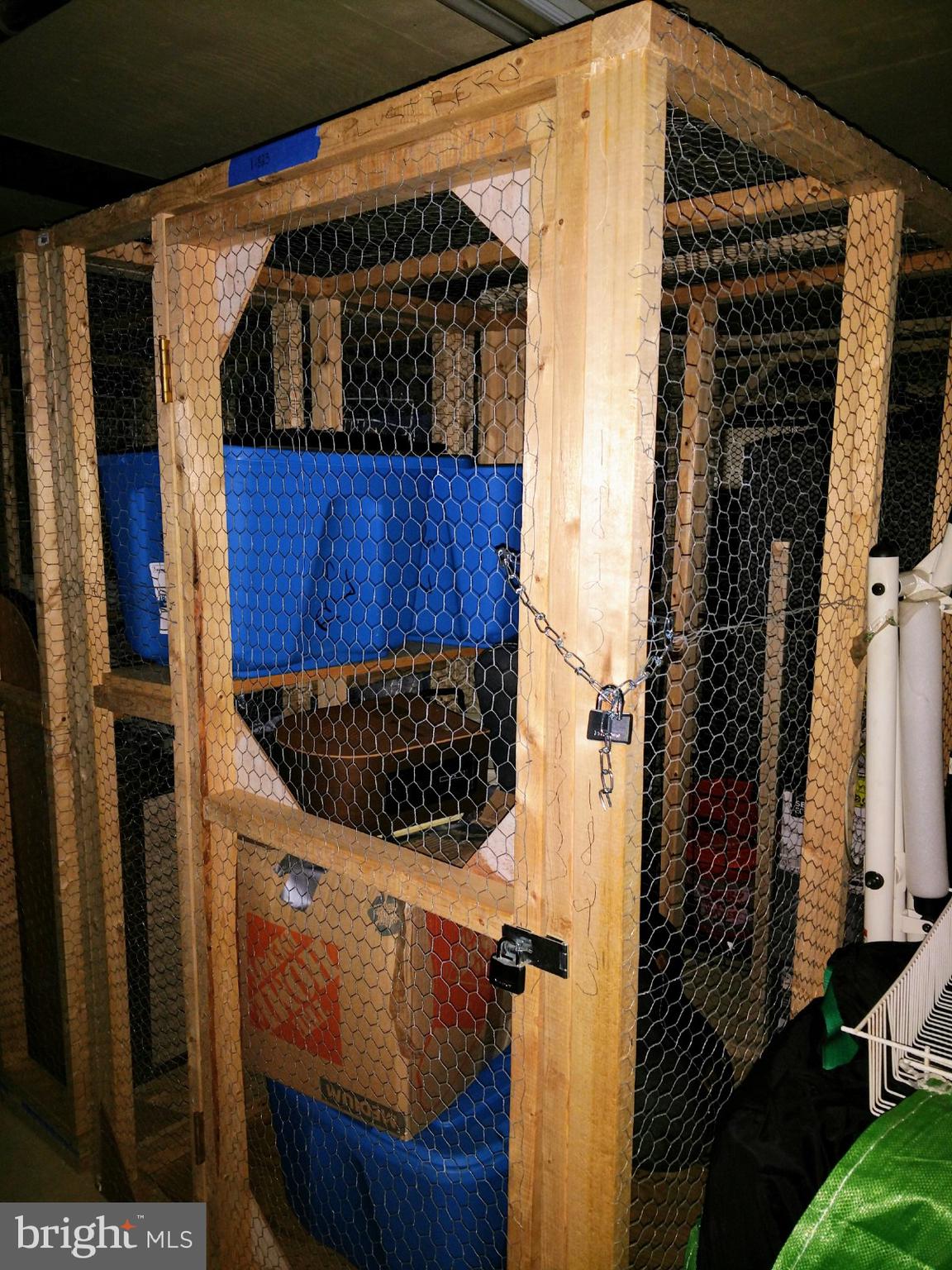 GREENS AT LEISURE WORLD - Residential