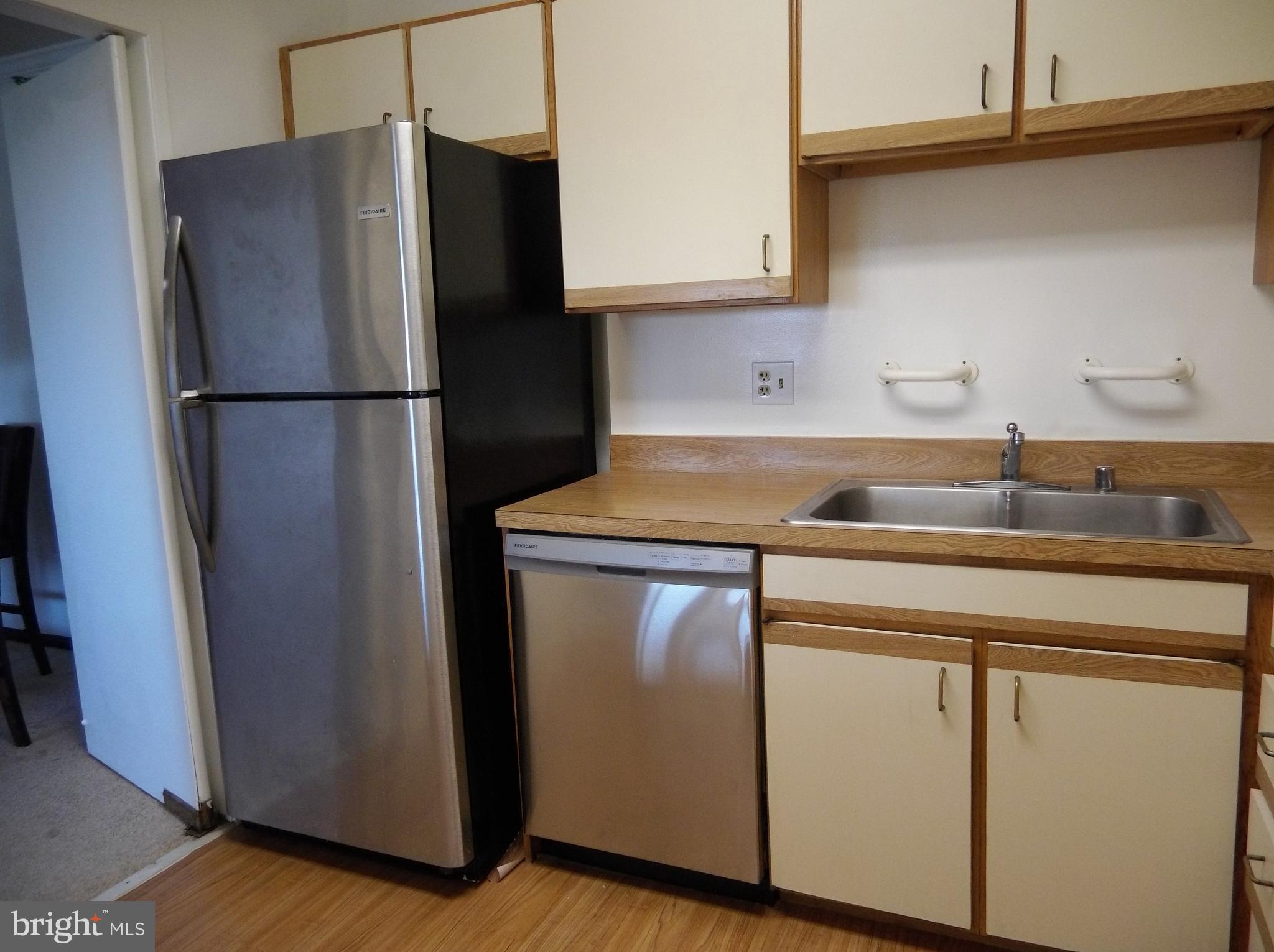 GREENS AT LEISURE WORLD - Residential