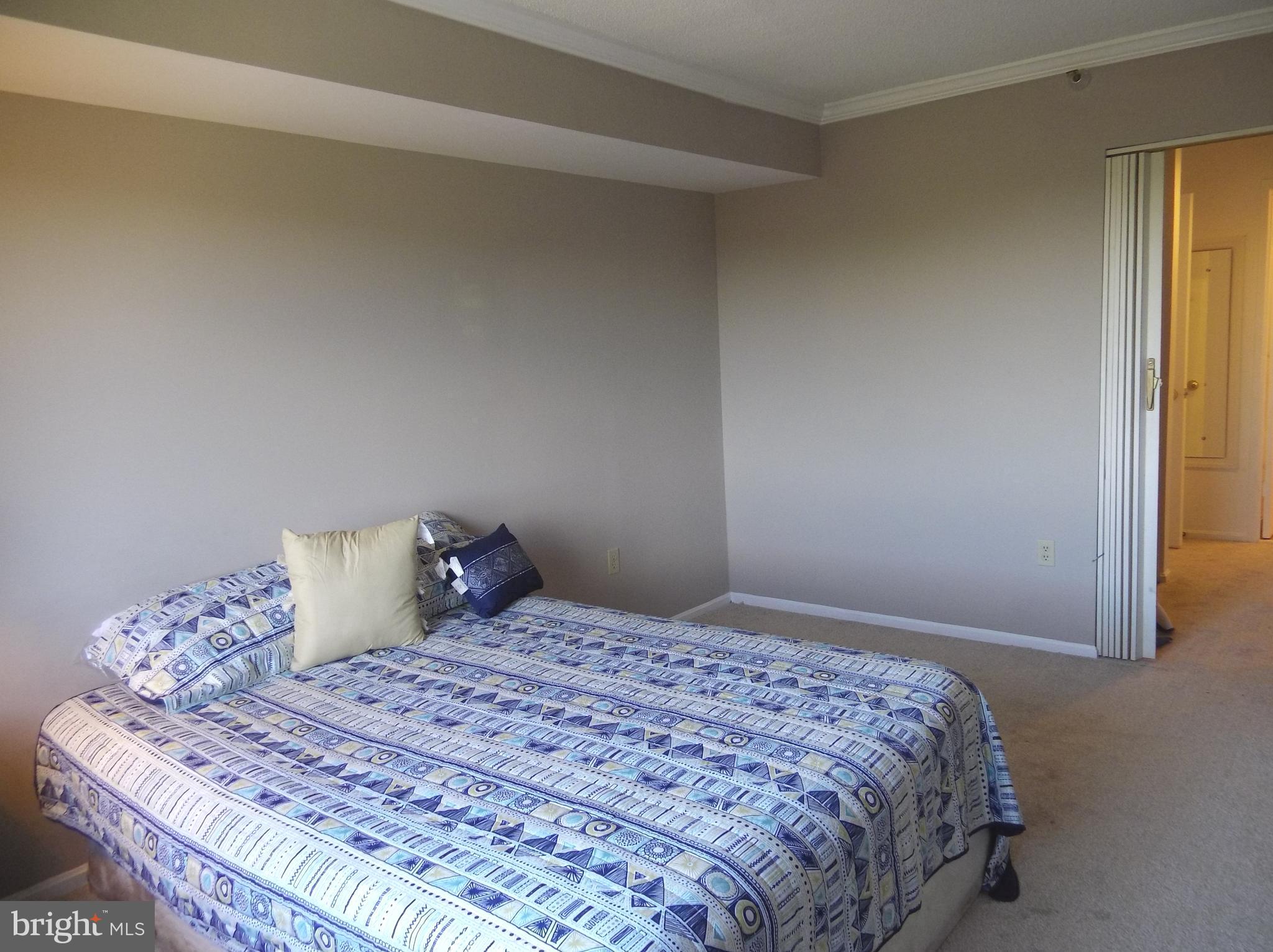 GREENS AT LEISURE WORLD - Residential