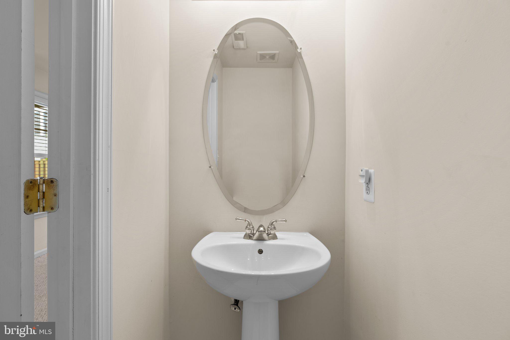 CROFTON FARMS - Residential