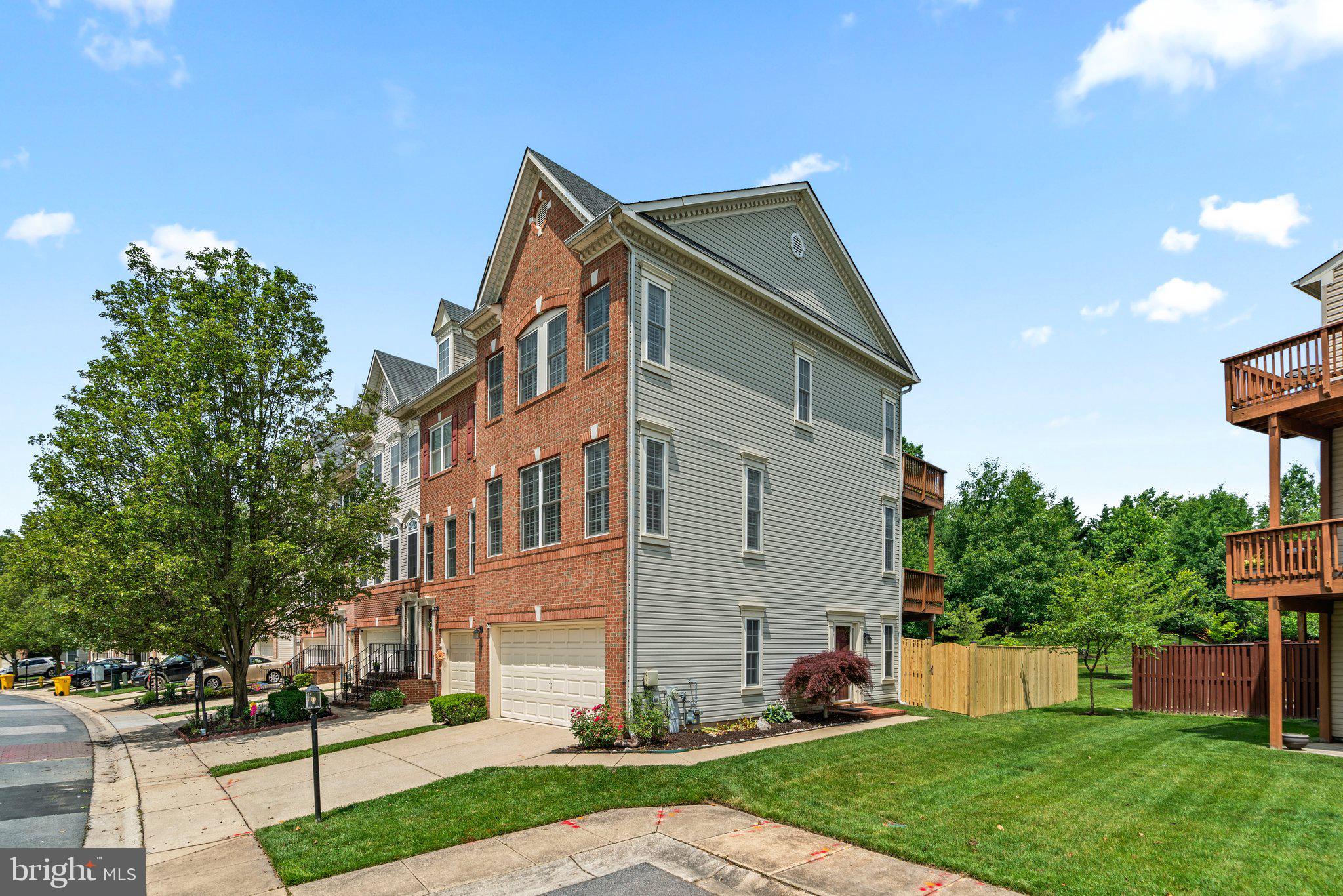 CROFTON FARMS - Residential