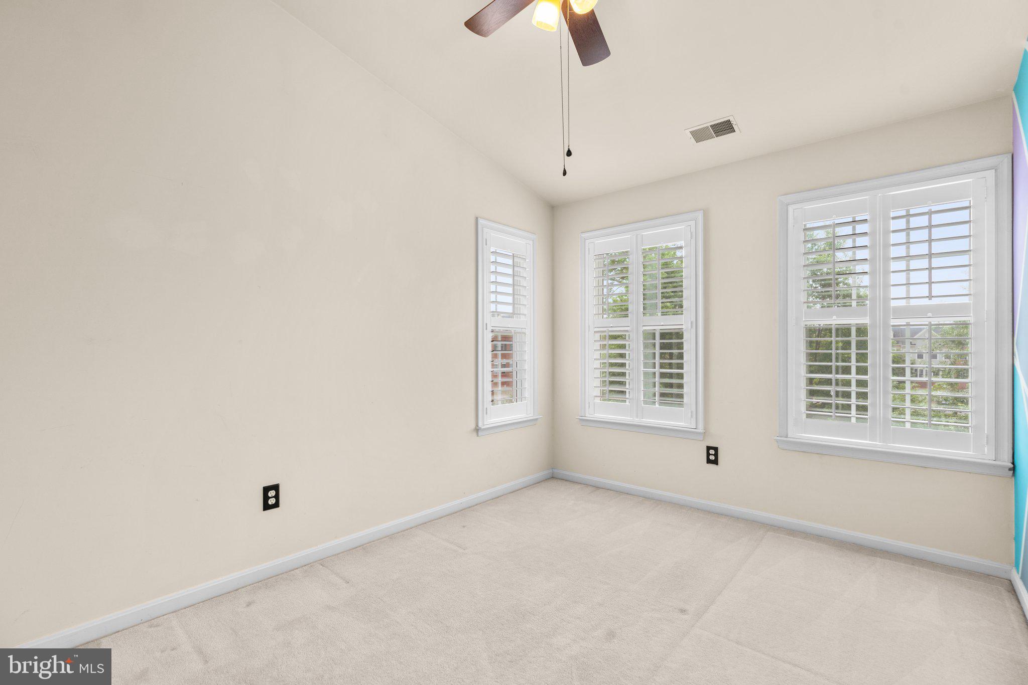 CROFTON FARMS - Residential