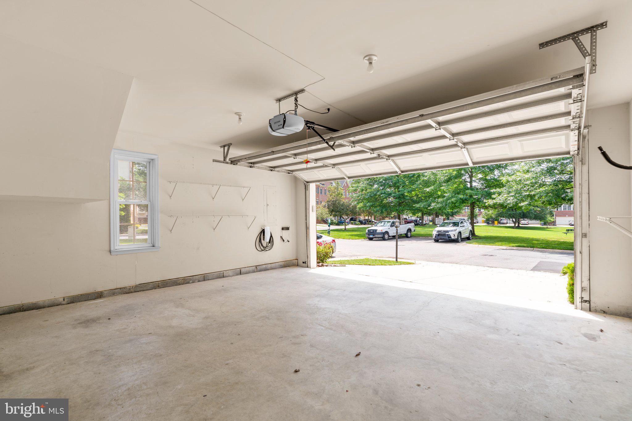 CROFTON FARMS - Residential