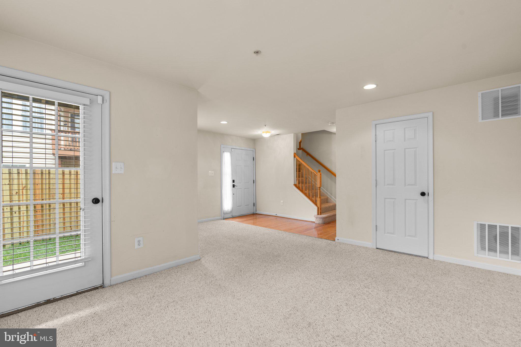 CROFTON FARMS - Residential