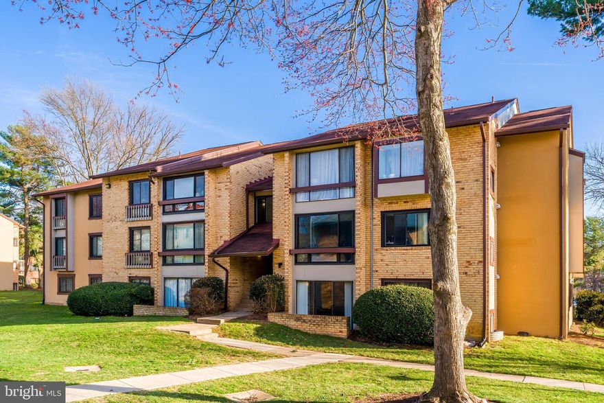 OPEN HOUSE SATURDAY 3-21-26 FROM 1PM-4PM!  Move-in ready 1 bedroom 1 bath with enclosed sunroom in Vistas of Vienna!  Newer LVP flooring and fresh paint throughout. Spacious living room with access to enclosed sunroom plus outdoor patio area. Kitchen with oak cabinets and brand new fridge adjoins breakfast area. Large formal dining room. Primary bedroom offers walk-in closet.  Stacked washer/dryer in unit. Excellent location near 123, 66, Rt. 50, Tysons, and Vienna Metro.