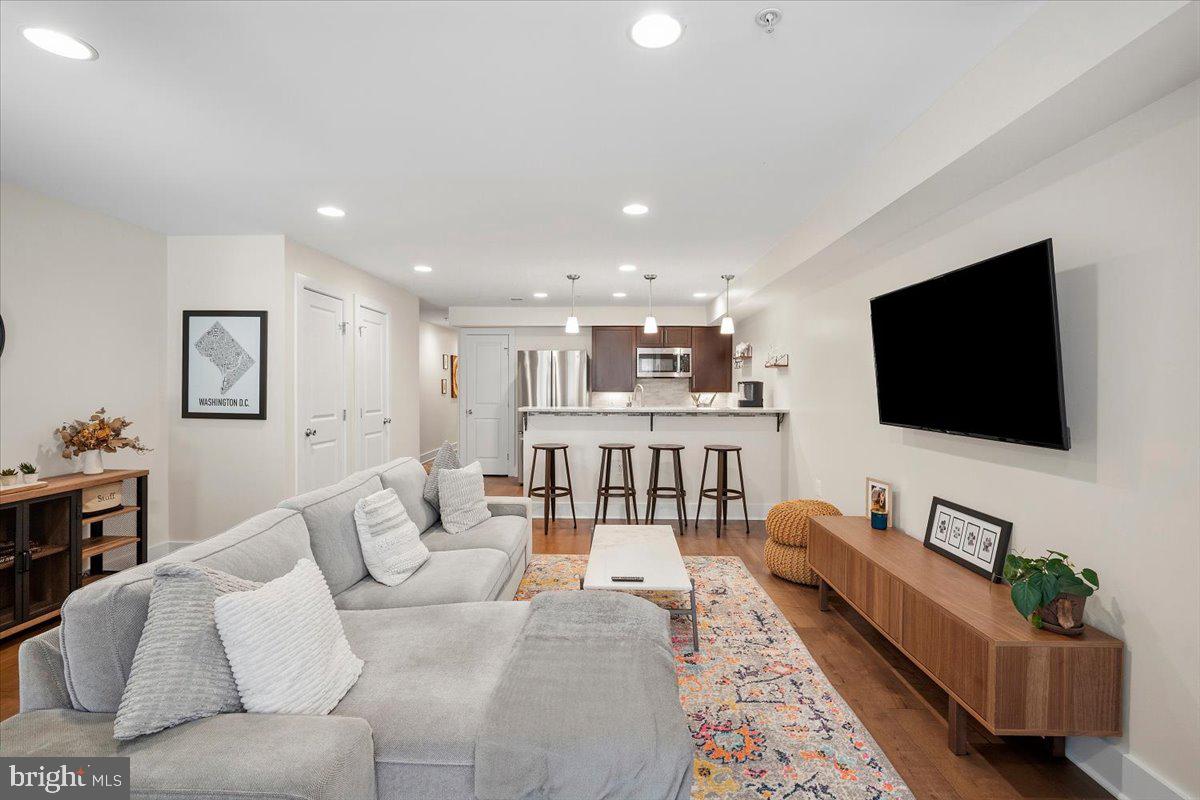 2505 17TH STREET NW 1