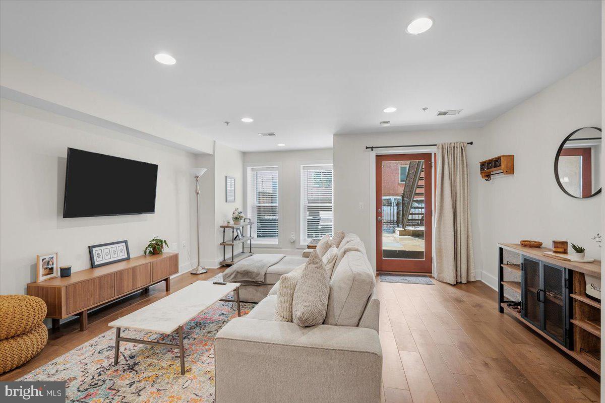 2505 17TH STREET NW 1
