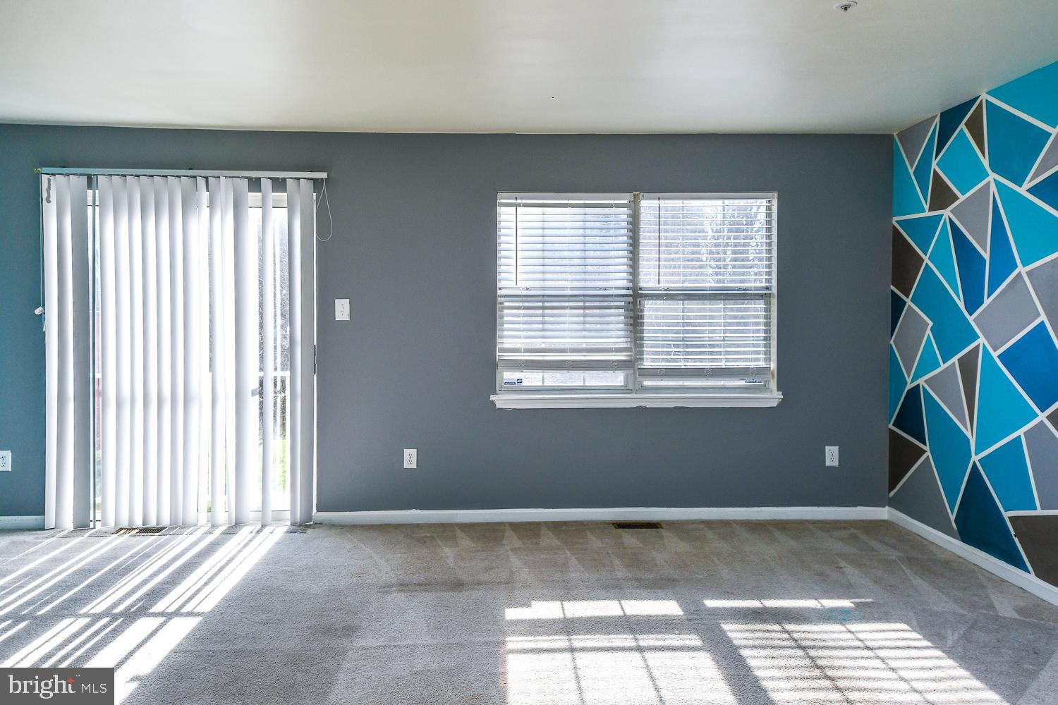 KINGS POINT - Residential