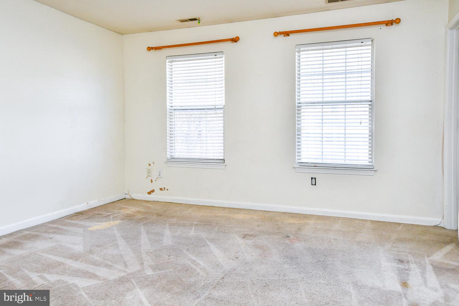 KINGS POINT - Residential