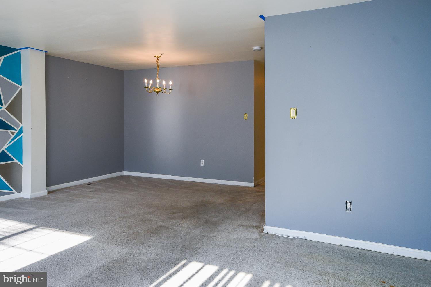 KINGS POINT - Residential