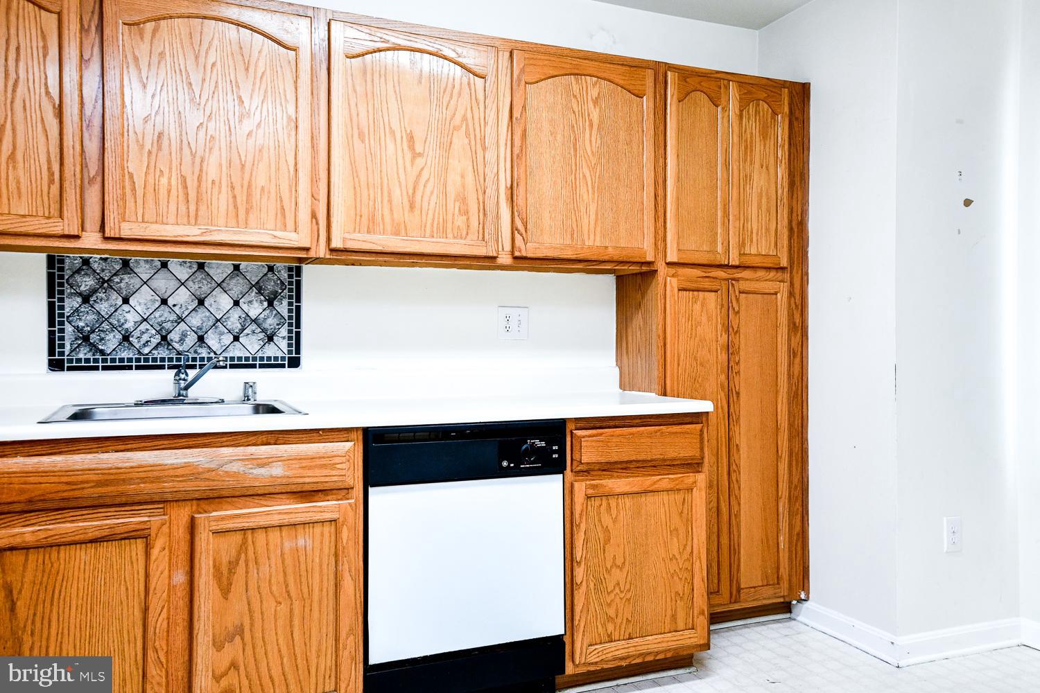 KINGS POINT - Residential