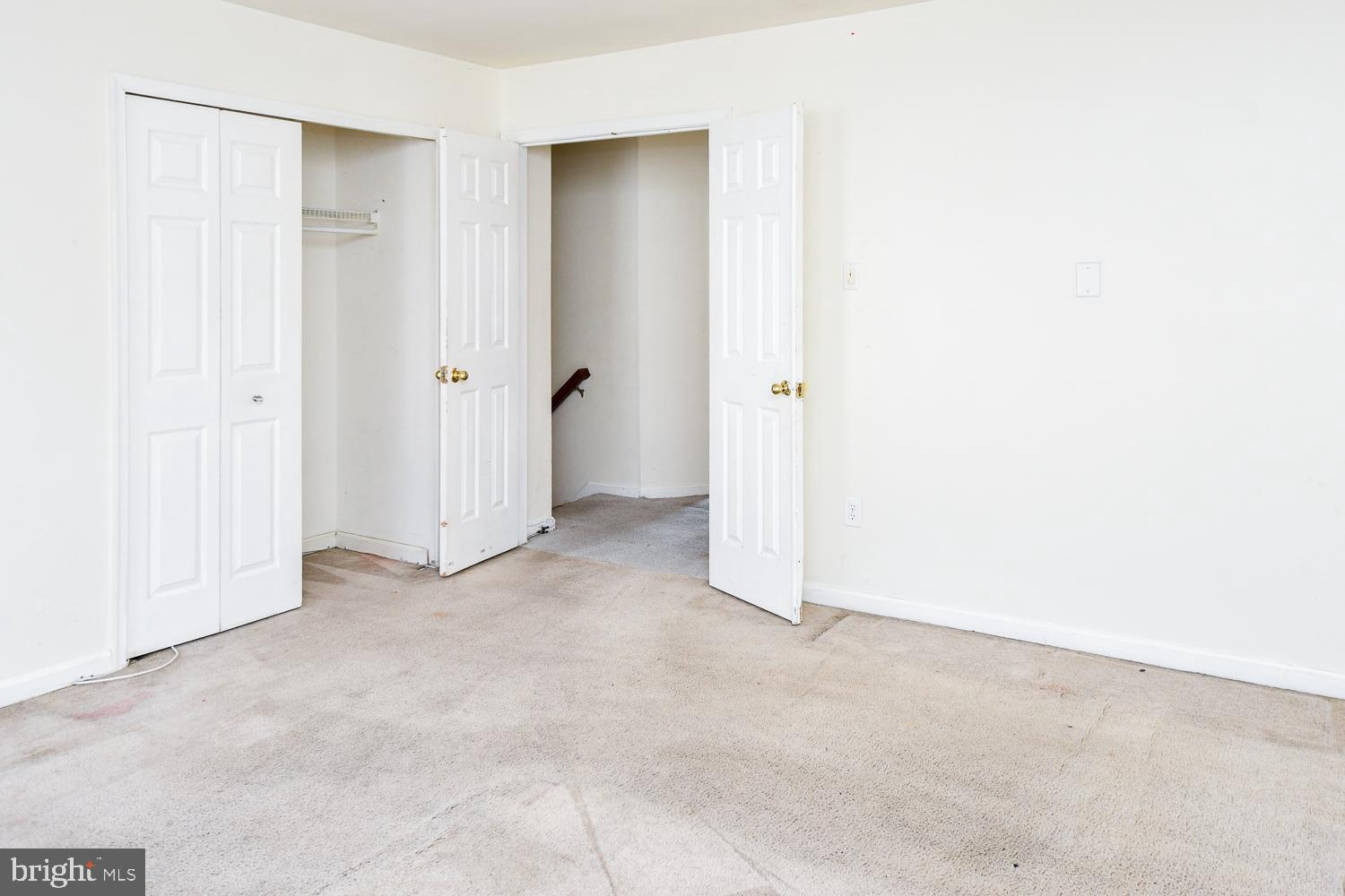 KINGS POINT - Residential