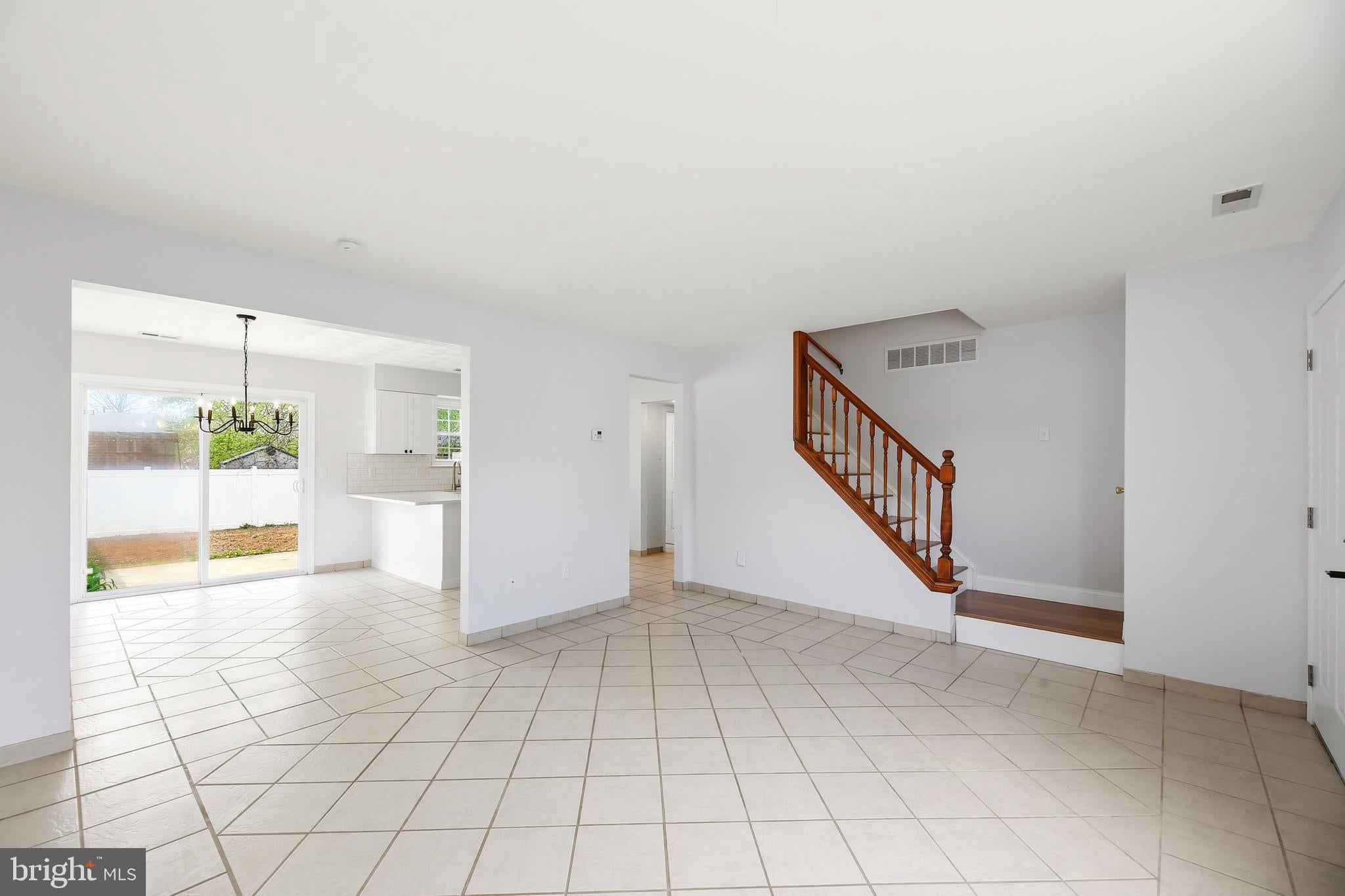 315 CATALANO LANE