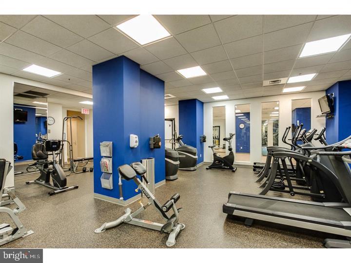 RITTENHOUSE SQUARE - Residential