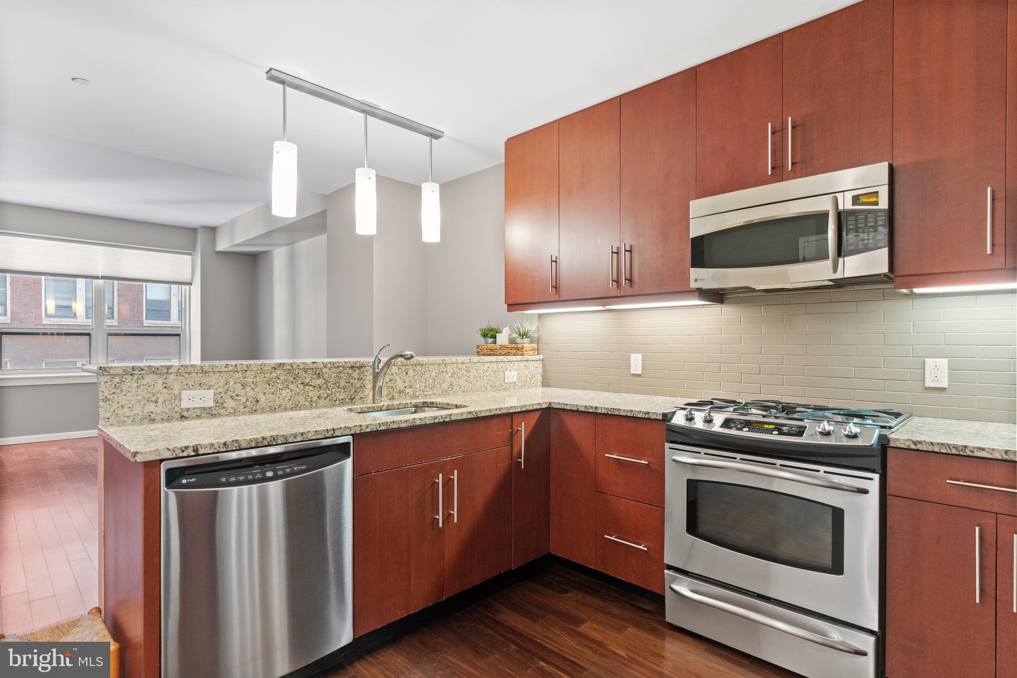 RITTENHOUSE SQUARE - Residential