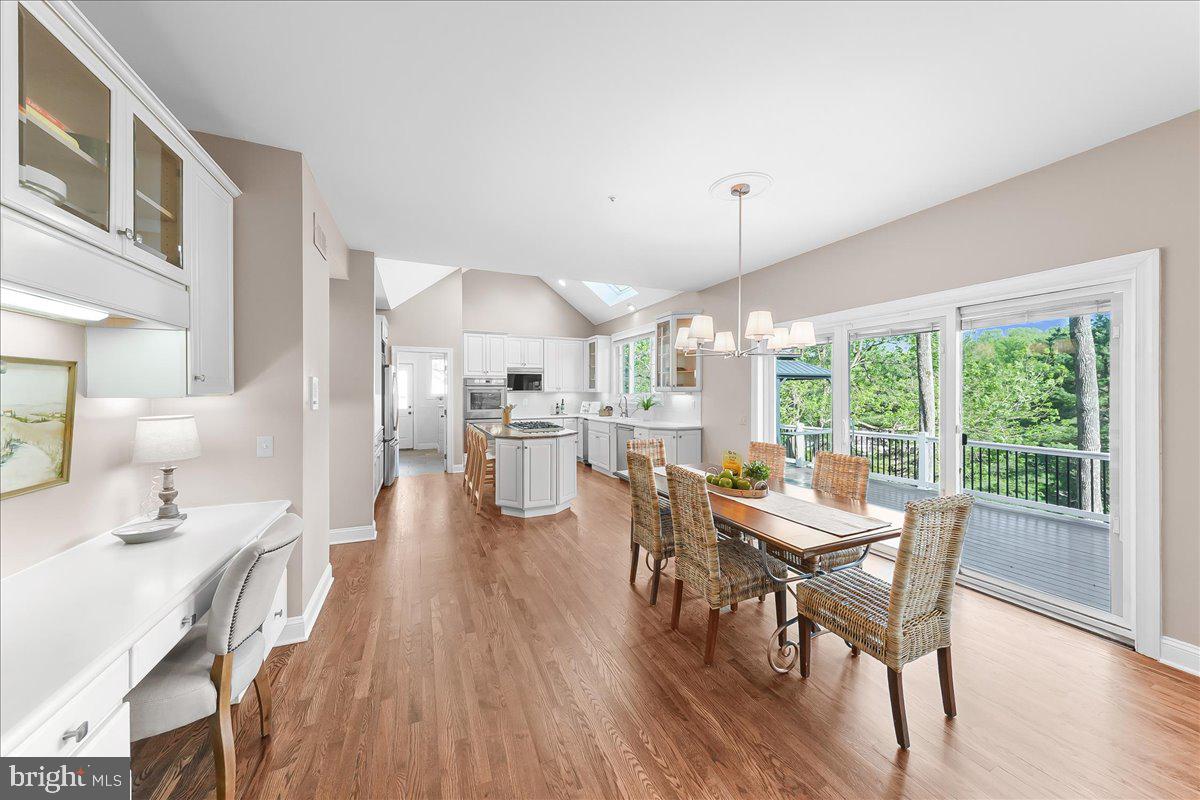 RUNNYMEADE FARMS - Residential