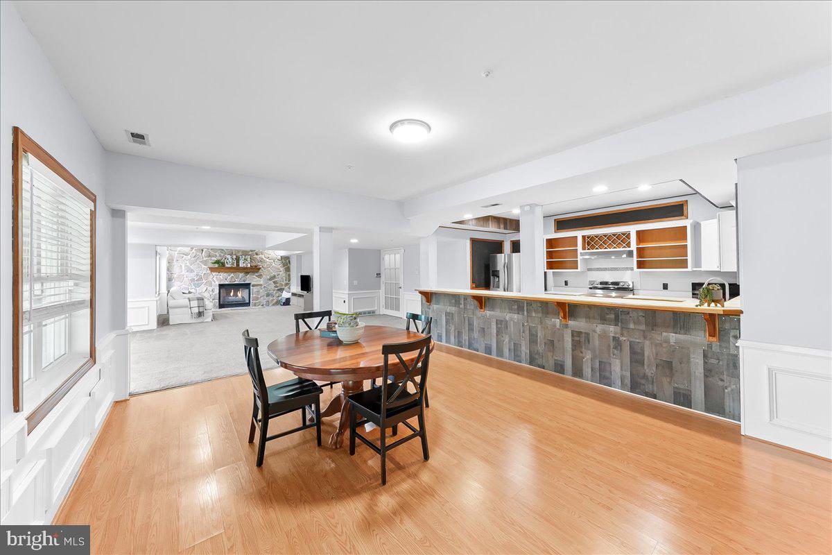 RUNNYMEADE FARMS - Residential