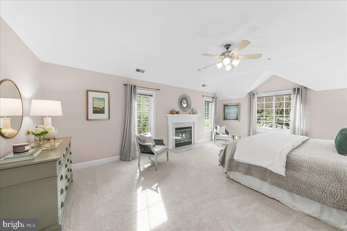 RUNNYMEADE FARMS - Residential