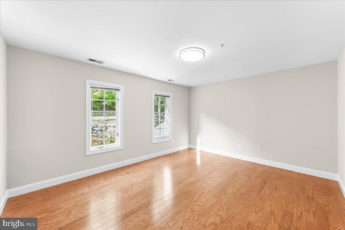 RUNNYMEADE FARMS - Residential