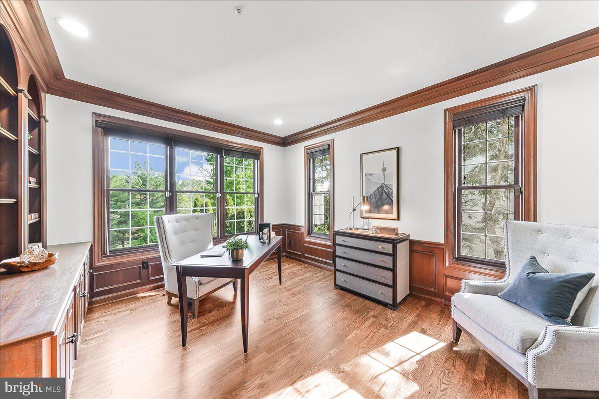 RUNNYMEADE FARMS - Residential