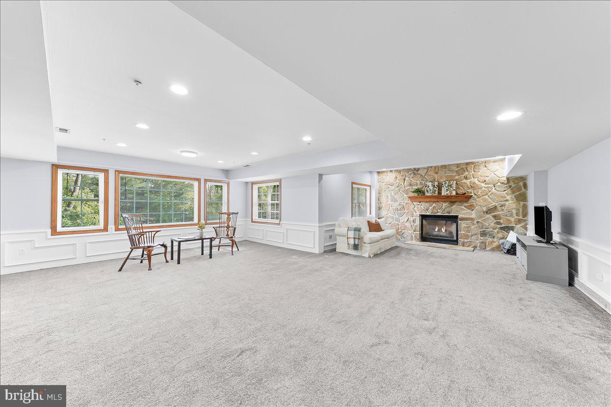 RUNNYMEADE FARMS - Residential