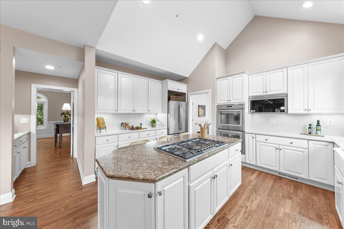 RUNNYMEADE FARMS - Residential